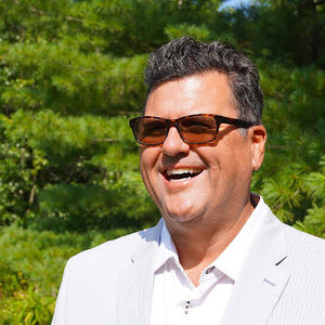 Meet your Posher, Nico